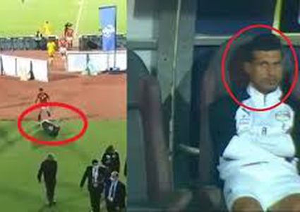 طارق حامد يثير جدلاً لدى مغادرته عقب مباراة مصر وتوغو