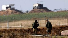 الاحتلال يستهدف أراضي زراعية ومواقع في قطاع غزة