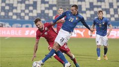 إيطاليا تحتل الصدارة بفوزها على بولندا