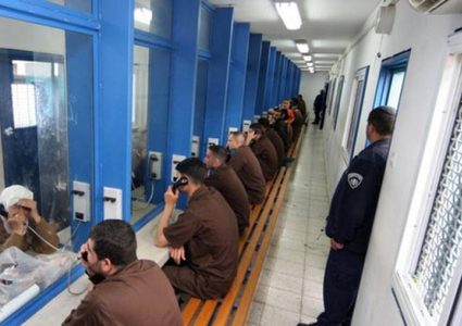 إعلان نتائج الثانوية العامة للأسرى في معتقلات الاحتلال