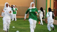 إنطلاق أول دوري لكرة القدم النسائية في السعودية