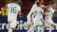 الأرجنتين تحقق انتصارا على البيرو