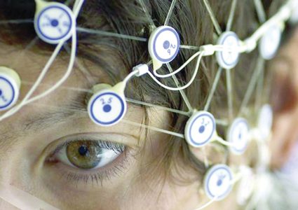 ما هو المرض الخطير الذي تكشفه "قشرة الرأس" ؟