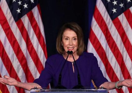 إعادة انتخاب نانسي بيلوسي رئيسة لمجلس النواب الأميركي