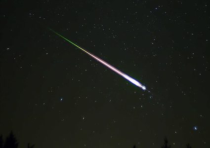 صانع توابيت يتحول إلى مليونير بسبب "نيزك" !