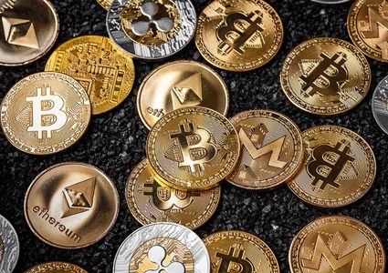 "بيتكوين" تسجل مستويات قياسية جديدة