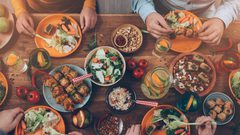 ما هي أضرار تأخير وجبة العشاء ؟