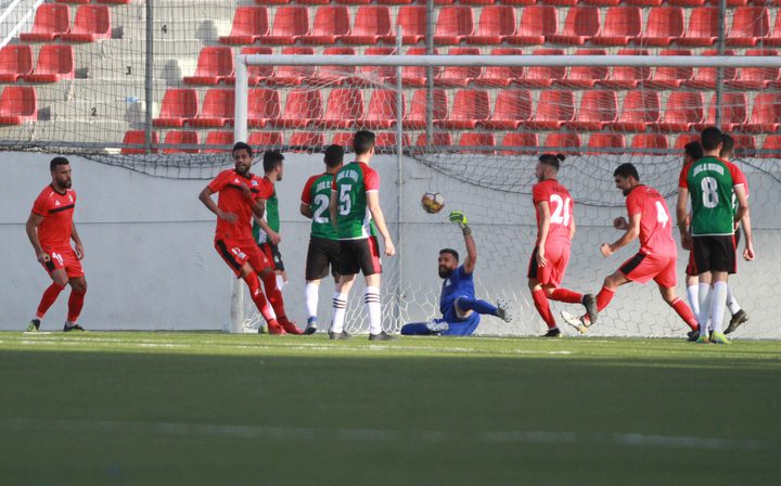 أهلي الخليل يتغلب على مؤسسة البيرة في دوري المحترفين