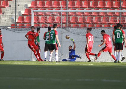 أهلي الخليل يتغلب على مؤسسة البيرة في دوري المحترفين