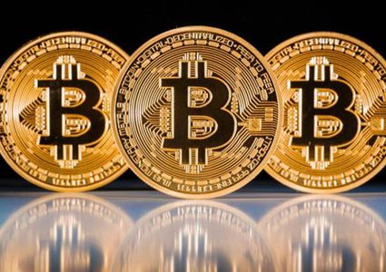 "البيتكوين" تصعد إلى أعلى مستوى في 3 سنوات