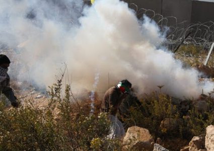 إصابات جراء قمع الاحتلال مسيرة في بيت دجن شرق نابلس