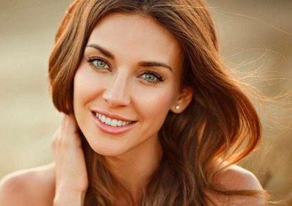 صفات الفتاة في سن الثلاثين