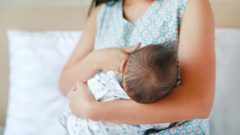 ما هي أسباب ارتفاع هرمون الحليب وطرق علاجه؟
