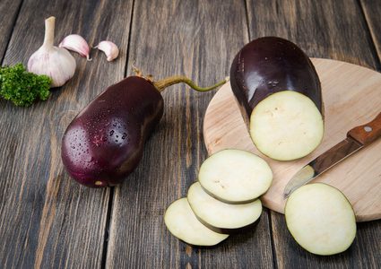 تعرفوا على أبرز  فوائد ​​تناول عصير الباذنجان بانتظام