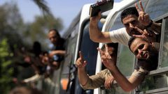 أبو بكر: نعمل على دمج الأسرى المحررين بوزارات وأجهزة أمن السلطة