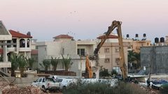 الاحتلال يهدم منزلا في كفر قاسم
