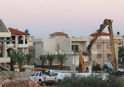 الاحتلال يهدم منزلا في كفر قاسم