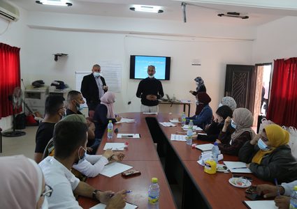 أريحا: افتتاح المعسكر التدريبي البيئي "شباب من أجل تنمية مستدامة"