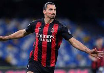 ابراهيموفيتش يقود الميلان لصداراة الكالتشيو