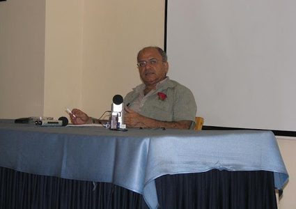 توقيع كتاب "النص والواقع.. قراءة في المشهد القافي الفلسطيني