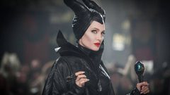 أنجلينا جولي تعود إلى السينما