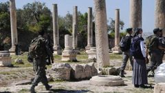 عشرات المستوطنين يقتحمون الموقع الأثري في سبسطية