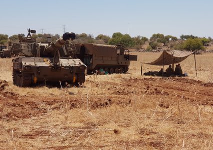 الاحتلال يهدم منزلين وبركسات شمال أريحا