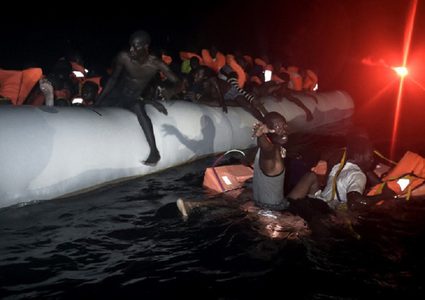 قتلى ومفقودون بانقلاب زورق  قبالة جزر الكناري