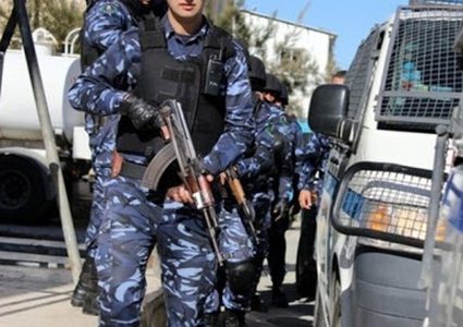 الشرطة تقبض على مطلوبين للعدالة في نابلس