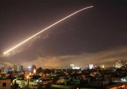 طيران الاحتلال يقصف جنوب دمشق