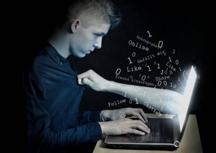 عفونة: على الأهل معرفة أصدقاء أبنائهم الإفتراضيين