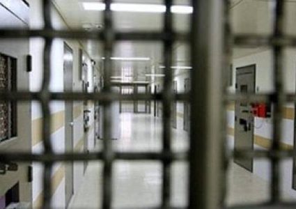 تجديد الاعتقال الإداري للأسير فتحي عتوم للمرة الثانية على التوالي