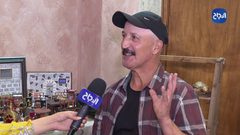 صخر النتشة من الخليل يعيد تدوير المواد باختلاف أنواعها