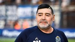 محامي مارادونا يطالب بالتحقيق في وفاته