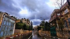 الأجواء الماطرة في مدينة نابلس