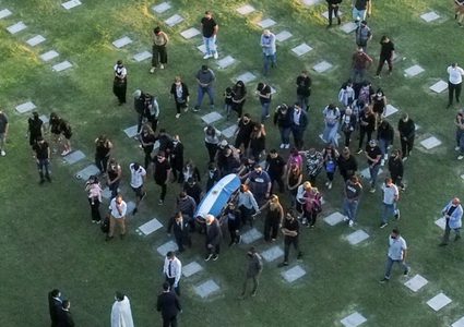 دفن مارادونا بالقرب من قبري والديه