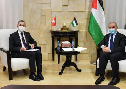 اشتية: إسرائيل تفرض أمرا واقعا وعلى العالم الدفع لإنهاء الاحتلال