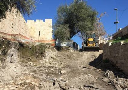 الخارجية تدين هدم درج مدخل المقبرة اليوسفية