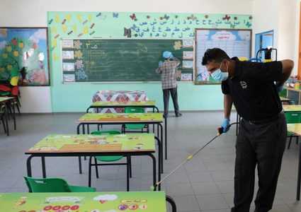 محافظة الخليل تقرر تعليق الدوام في 5 مدارس بسبب "كورونا"