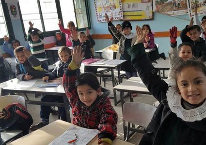 "التربية" و"الأونروا" تجددان التأكيد على دعم التعليم