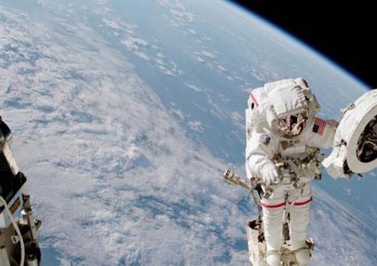 هبوط مركبة فضاء صينية بنجاح على القمر