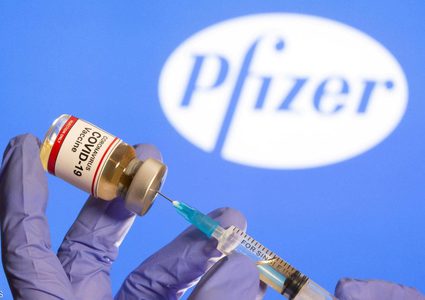 "فايزر" تتحرك لترخيص لقاحها المرتقب في أوروبا
