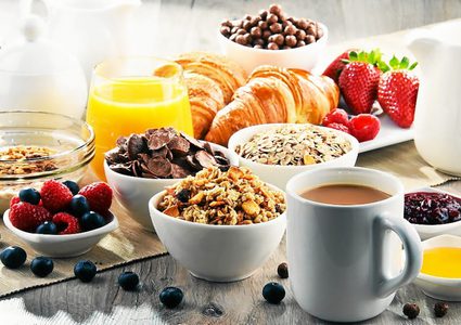 أطعمة يحذر الأطباء من تناولها على الريق