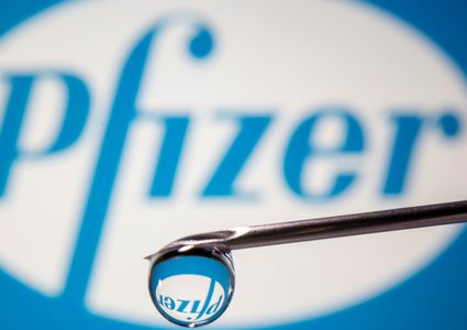 64 مليون إصابة حول العالم بكورونا وبريطانيا تعتمد لقاح فايزر