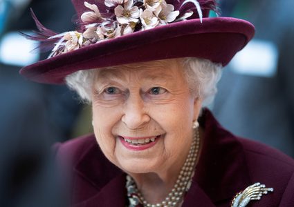 ملكة بريطانيا تحتفي بأعياد الميلاد بشكل مغاير بسبب كورونا