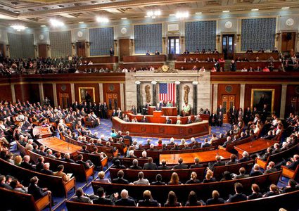 مشرعون يقترحون مشروع قانون إغاثي بقيمة 908 مليارات دولار