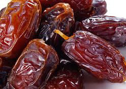 الاقتصاد: نعمل على ضبط وتنظيم قطاع التمور