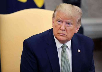 ترامب يدرس العفو عن 3 من أبنائه ومحاميه وصهره