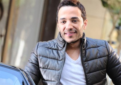 حسين الديك ينعى والده