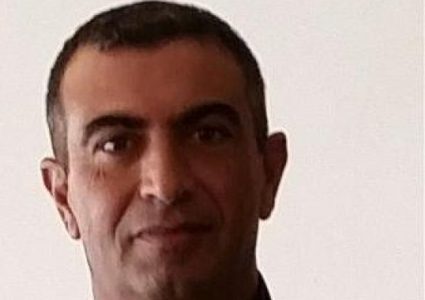 تمديد اعتقال قاتل والدته وشقيقه في الرينة